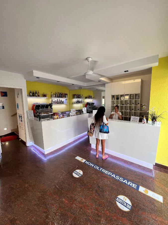 Hotel Lido Vieste Bagian luar foto
