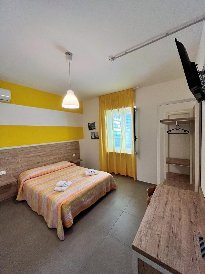 Hotel Lido Vieste Bagian luar foto