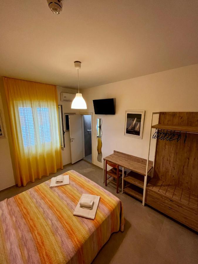 Hotel Lido Vieste Bagian luar foto