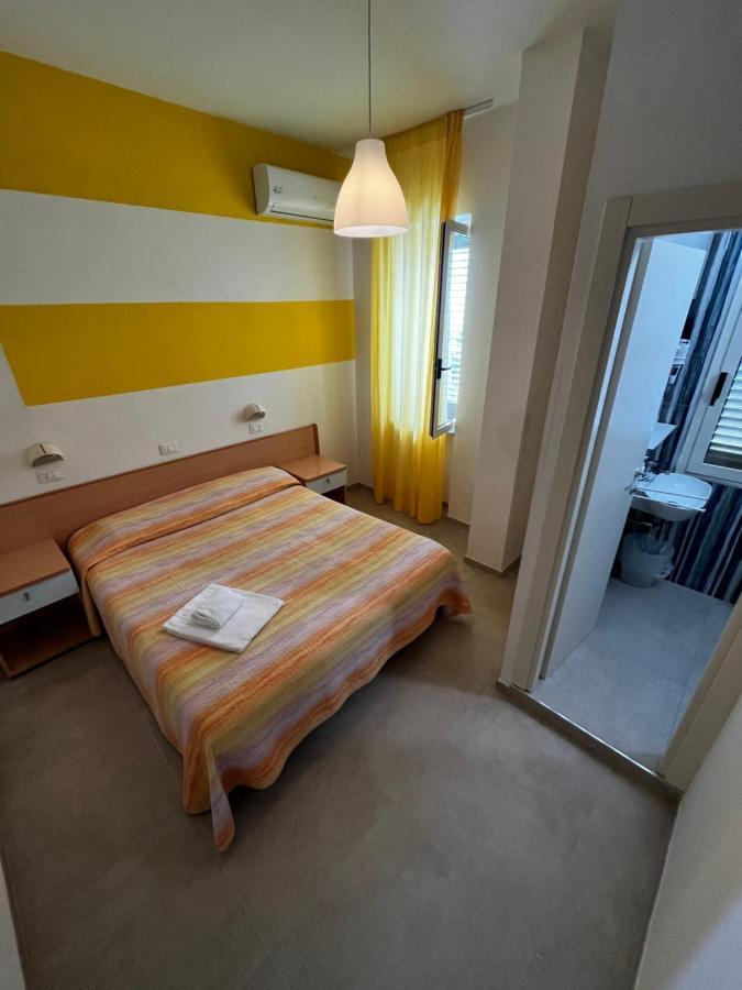 Hotel Lido Vieste Bagian luar foto